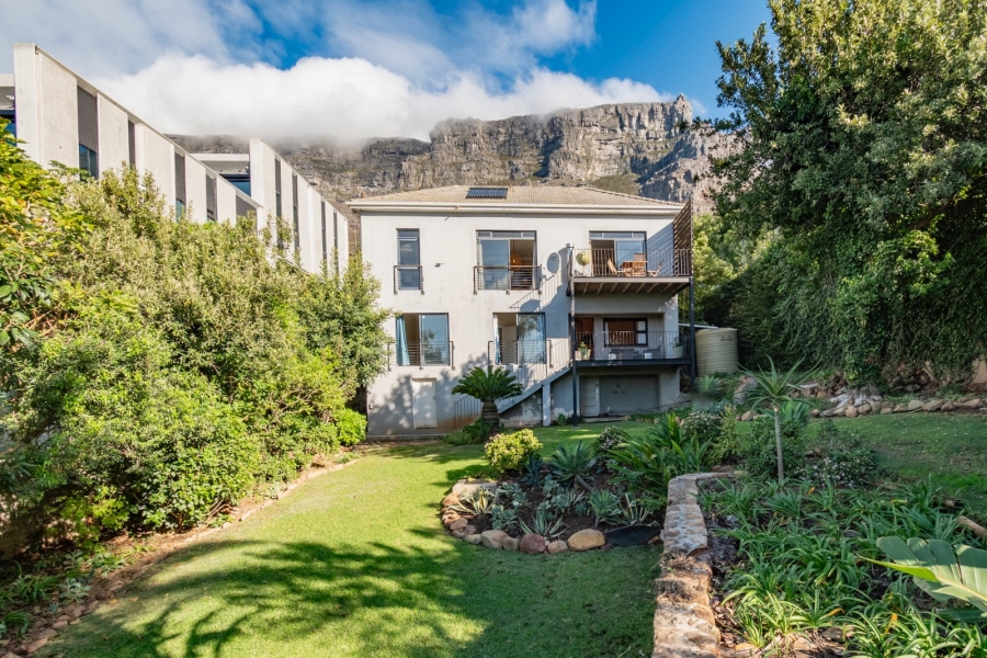 To Let 4 Bedroom Property for Rent in Oranjezicht Western Cape